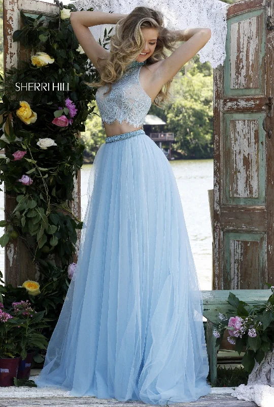 light blue/nude