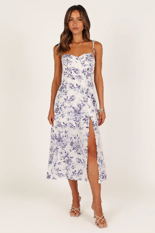 Flowy spring dresses for a weekend brunch -Azelia Dress - Blue Floral