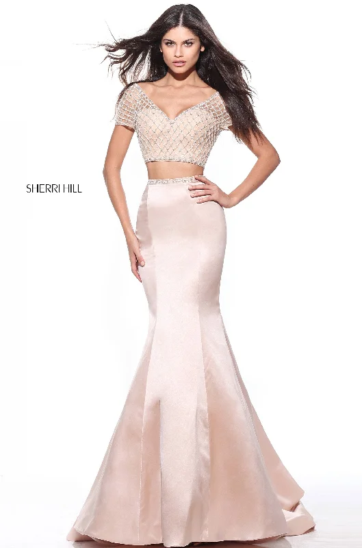 How to style a two piece skirt set for work- -51196