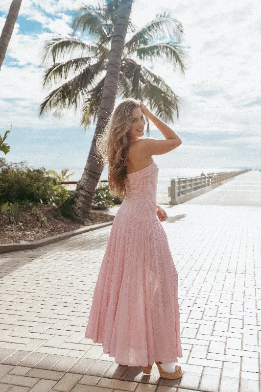 Stylish pink party dresses for spring events -Cadenza Strapless Maxi Dress - Pink