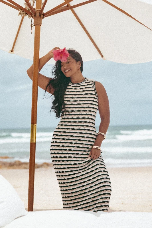 Chic pink party dresses for women -Maud Maxi Dress - Black/White