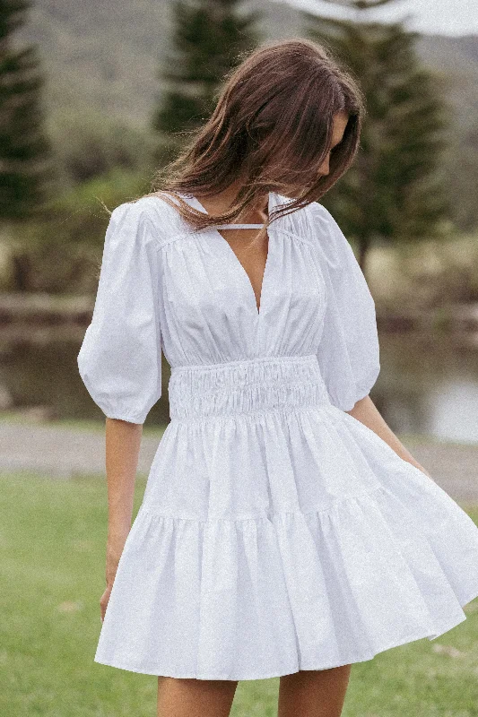 Graduation dresses for outdoor ceremonies with lightweight fabrics -Alessia Mini Dress - White Graduation dresses for outdoor ceremonies with lightweight fabrics -Alessia Mini Dress - White