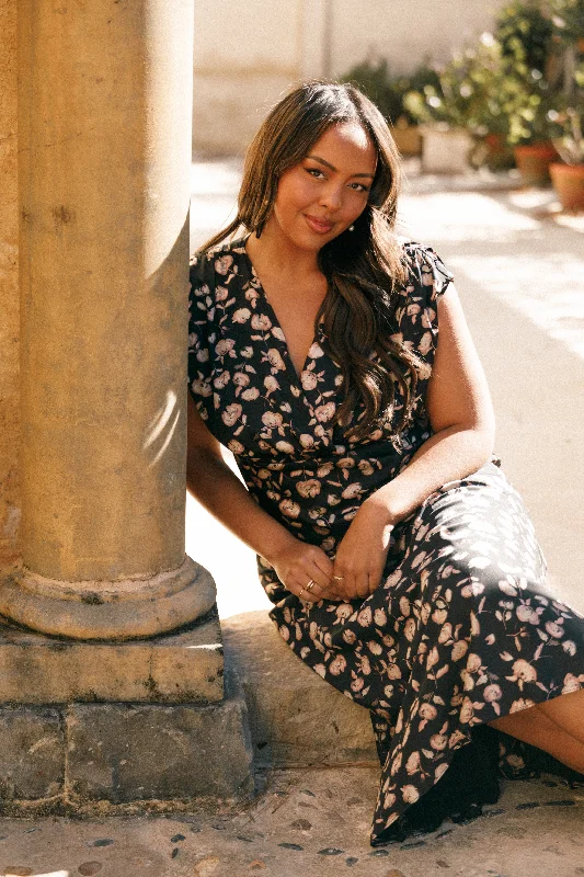 cocktail dresses with floral embroidery for romantic style --Amarlee Maxi Dress - Black Floral cocktail dresses with floral embroidery for romantic style --Amarlee Maxi Dress - Black Floral