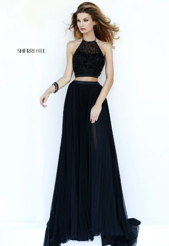 How to style a two piece skirt set with statement shoes- -32109