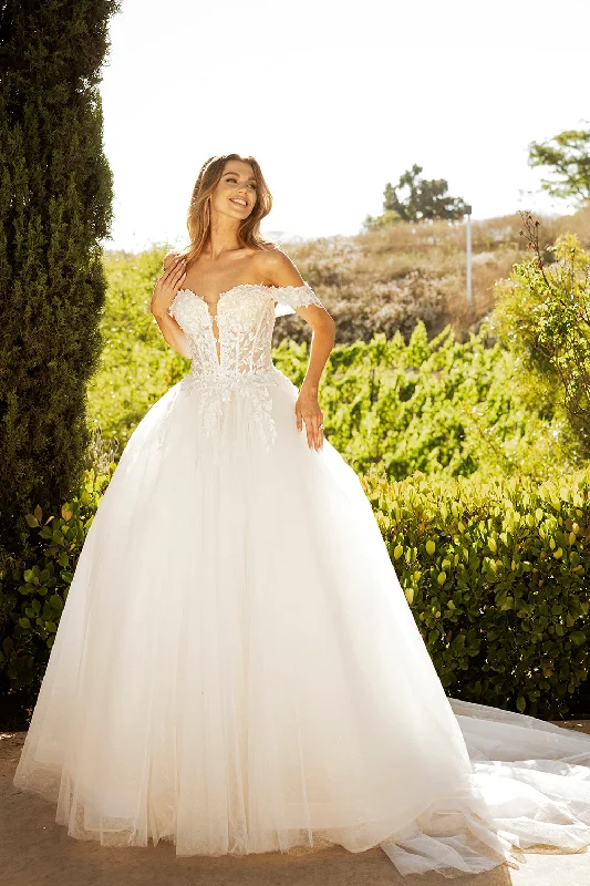 Best wedding guest dresses for rustic weddings -Off Shoulder Corset Bridal Gown by Abby Lane 97224 Best wedding guest dresses for rustic weddings -Off Shoulder Corset Bridal Gown by Abby Lane 97224