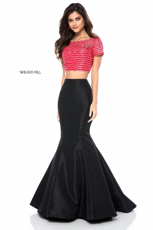 How to wear a two piece skirt set with a scarf- -52021