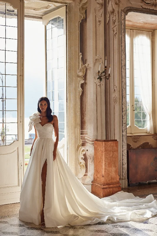 Where to buy designer bridal dresses near me -81126