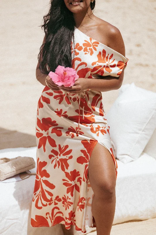 Simple and chic party dresses for a minimalist style -Ana Midi Dress - Red Floral