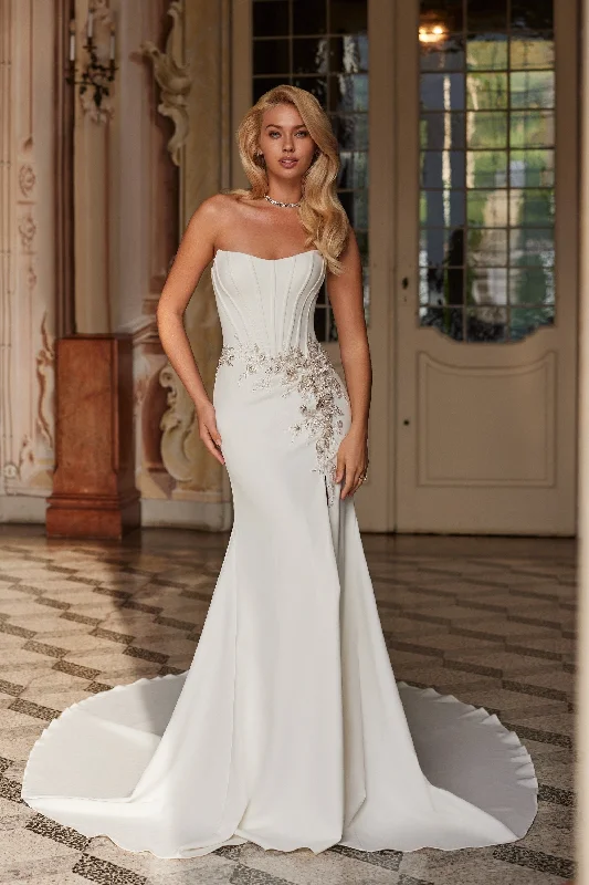 Custom bridal dresses for a one-of-a-kind wedding -81137