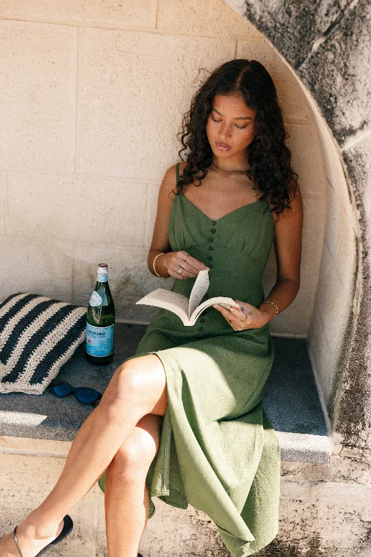 Bold party dresses for fashion-forward women -Darby Midi Dress - Ibiza Green