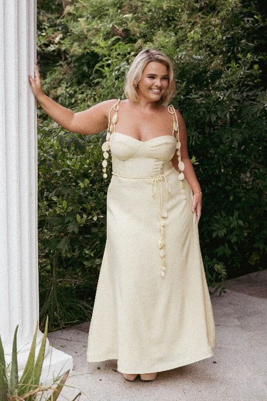 Graduation dresses for short women with flattering lengths -Della Midi Dress - Yellow Graduation dresses for short women with flattering lengths -Della Midi Dress - Yellow