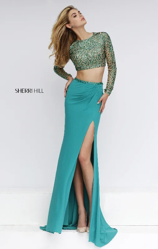 Two piece skirt sets with halter tops for beach parties- -32339