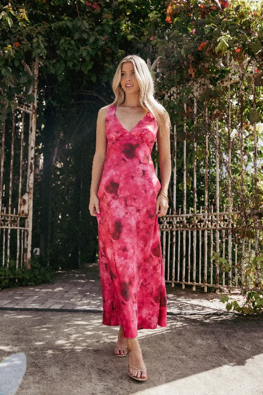 Wedding guest dresses that transition from day to night effortlessly -Mirae Maxi Dress - Red Wedding guest dresses that transition from day to night effortlessly -Mirae Maxi Dress - Red