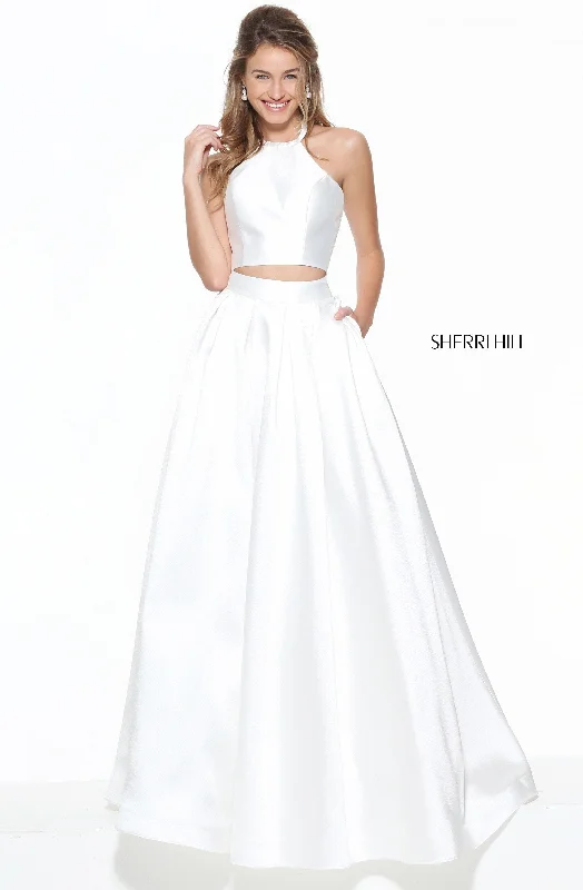 How to wear a two piece skirt set for a day at the beach- -50893