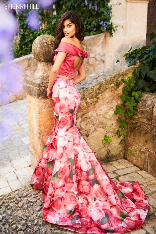 How to wear a two piece skirt set for a day at the beach- -51849