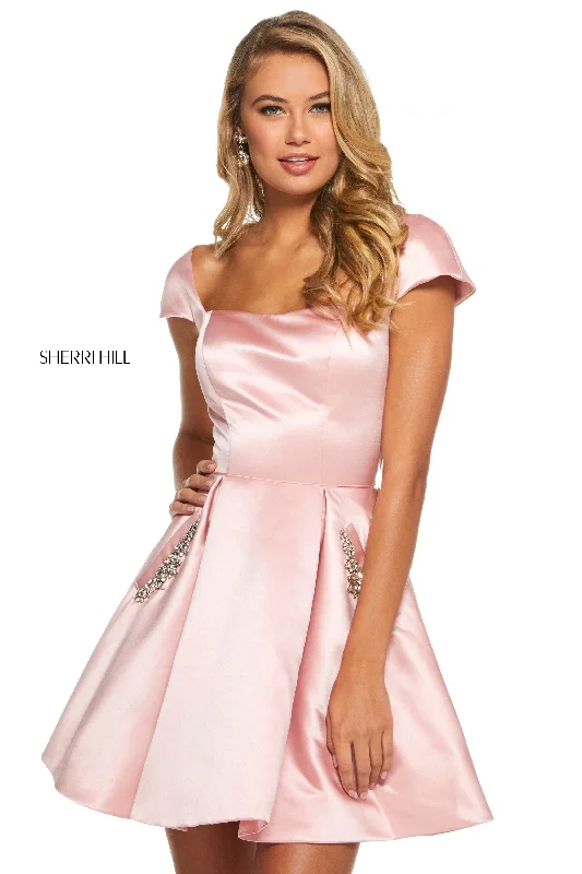 Graduation dresses for a laid-back celebration with relaxed designs -53211