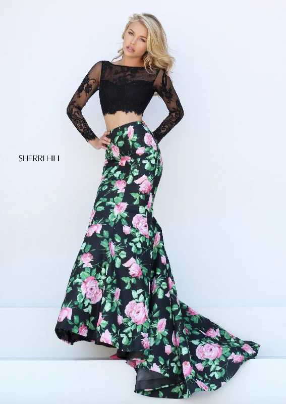 How to wear a two piece skirt set in autumn- -50400