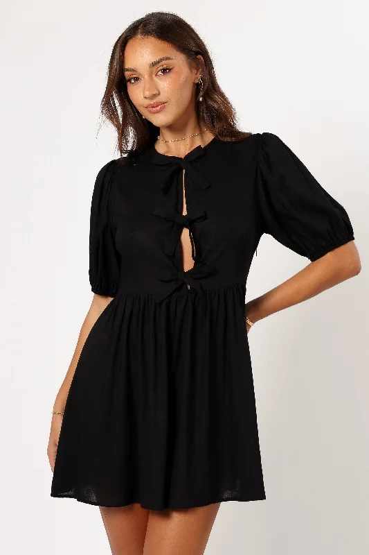 Graduation dresses with a fitted waist for a flattering shape -Harlyn Mini Dress - Black Graduation dresses with a fitted waist for a flattering shape -Harlyn Mini Dress - Black