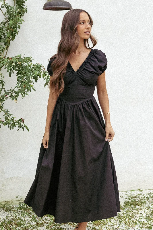 Graduation dresses for evening events with luxurious fabrics -Larson Midi Dress - Black Graduation dresses for evening events with luxurious fabrics -Larson Midi Dress - Black