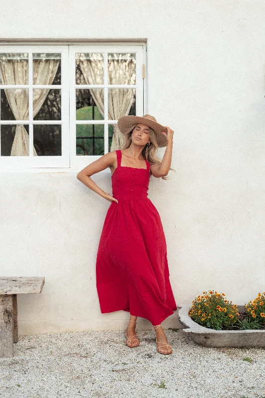 Graduation dresses with a crossover design for an elegant touch -Caty Maxi Dress - Red Graduation dresses with a crossover design for an elegant touch -Caty Maxi Dress - Red