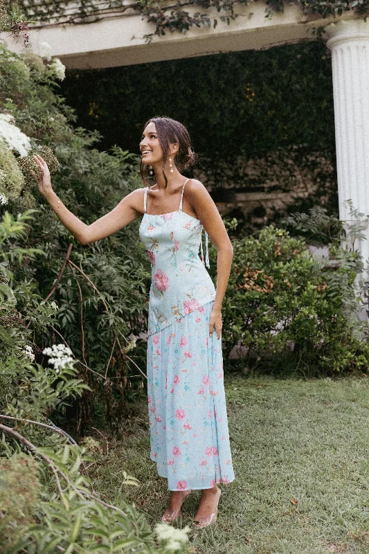 Wedding guest dresses with ruffles for a playful look -Renata Maxi Dress - Blue Floral Wedding guest dresses with ruffles for a playful look -Renata Maxi Dress - Blue Floral