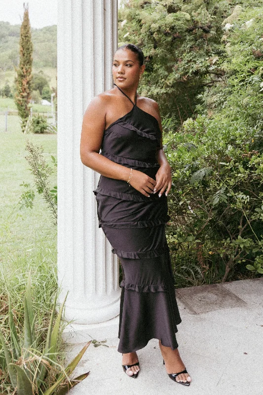 Elegant graduation dresses for university ceremonies -Roxanne Halterneck Maxi Dress - Black Elegant graduation dresses for university ceremonies -Roxanne Halterneck Maxi Dress - Black