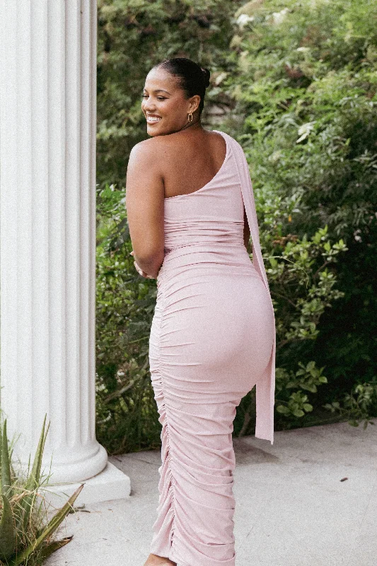 cocktail dresses with floral patterns for spring events --Reia Midi Dress - Pink
